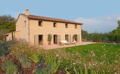 Villa Chimneys